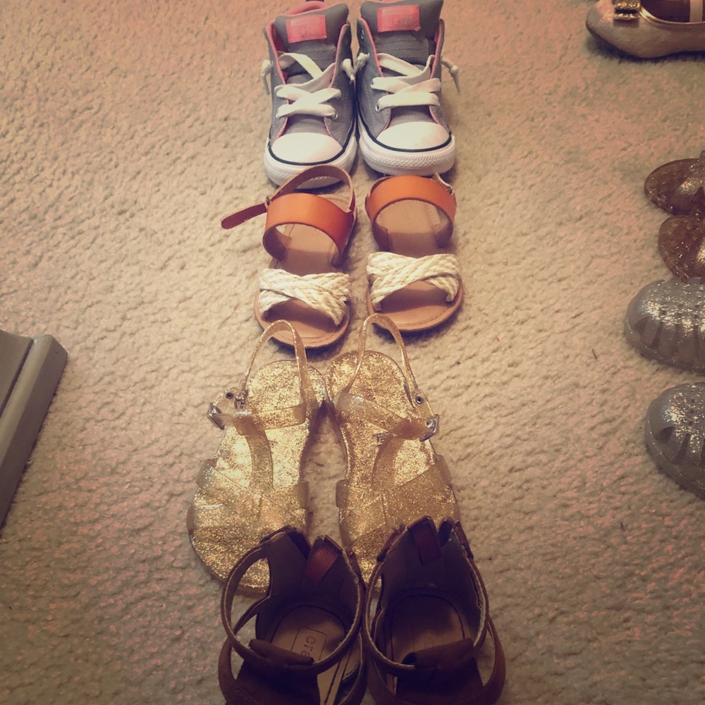 4 shoes for the price of 1